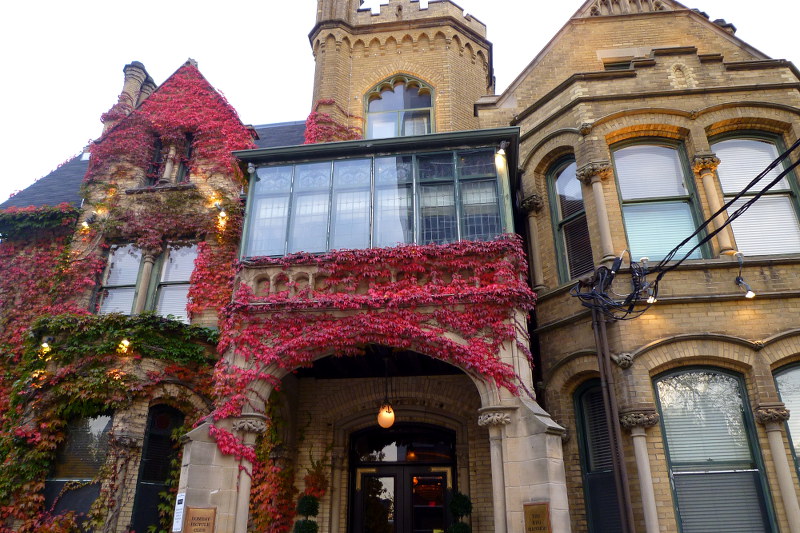 Euclid Hall (a.k.a. The Keg Mansion) wend.ca travel geek